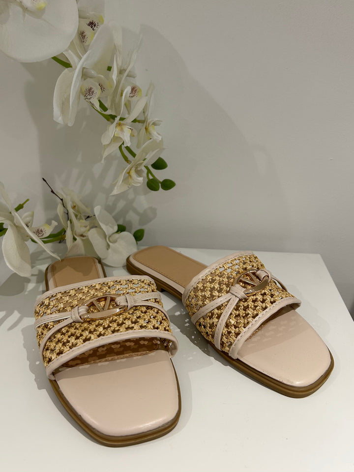 V Buckle Woven Sandals (2 Colours)