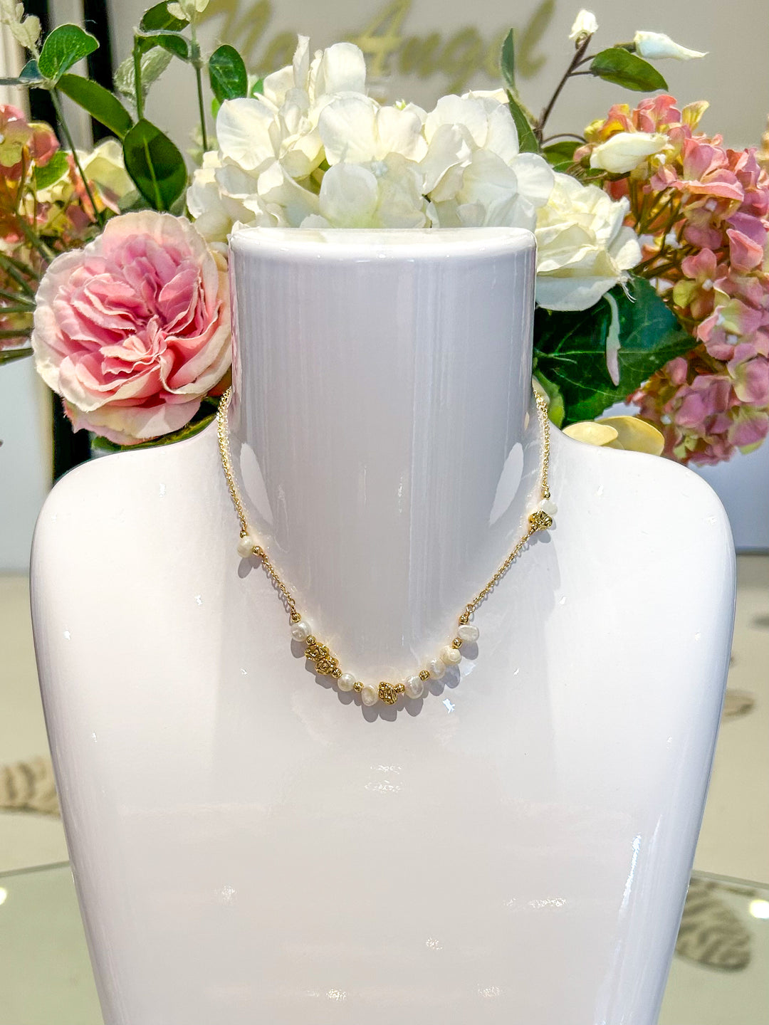 Pearl & Gold Necklace