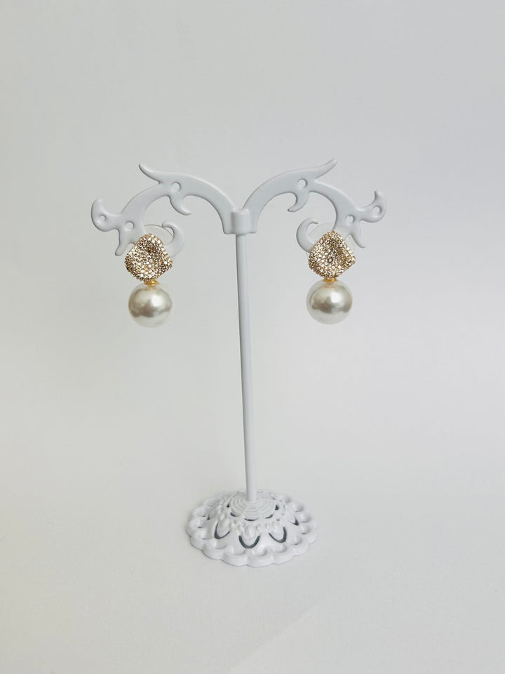 Pearl Drop Gold leaf earrings