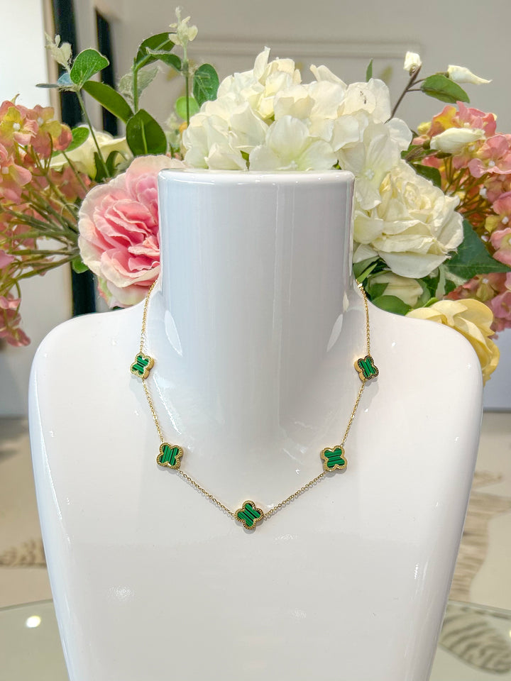 5 Green Clover Flower Necklace (2 Colours)