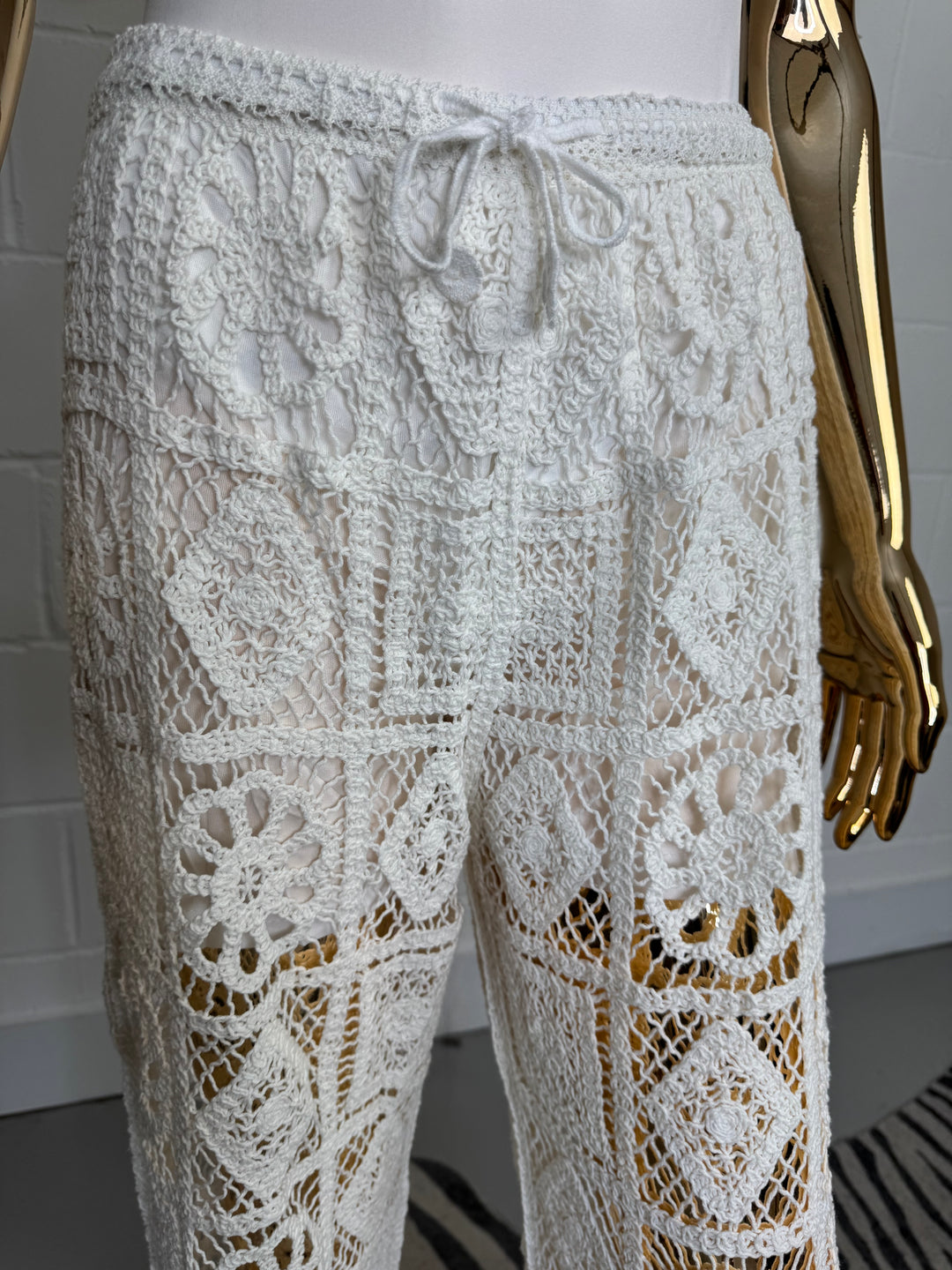 Crochet 1/4 Lined Drawstring Trousers (2 Colours)