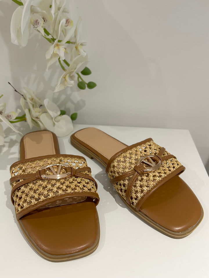 V Buckle Woven Sandals (2 Colours)