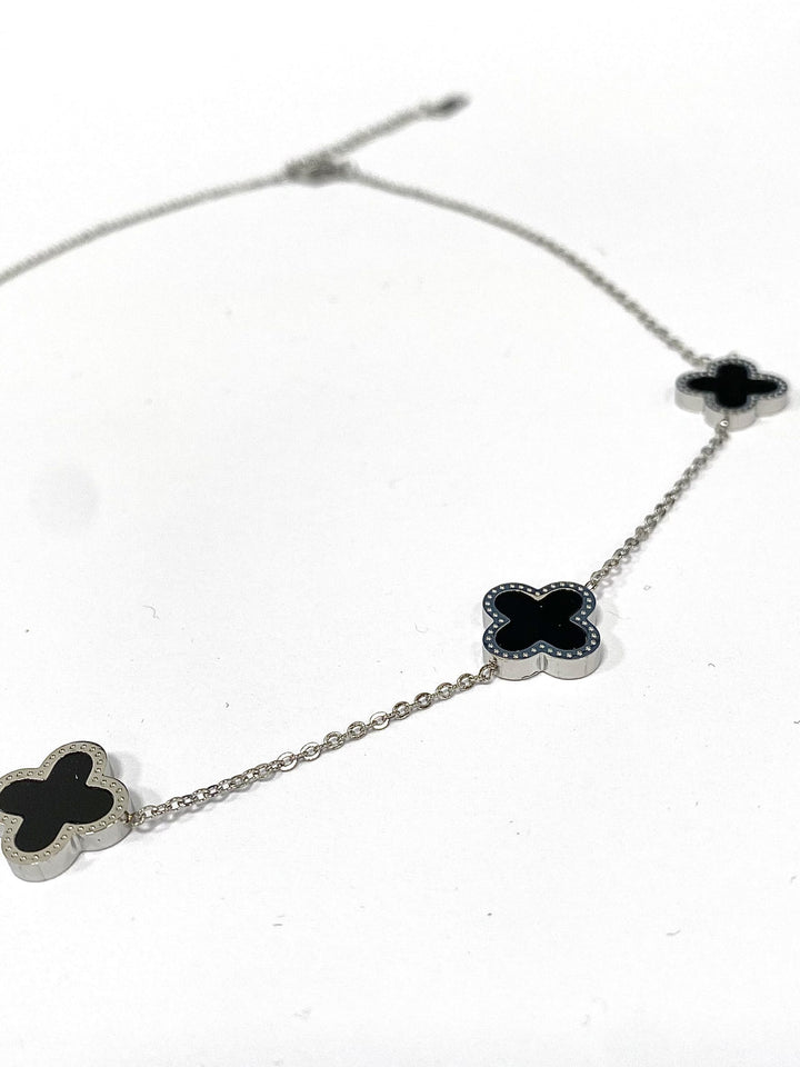 Black/Silver 5 Clover Necklace 6396