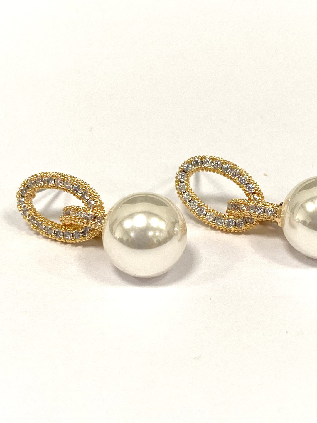 Gold/Diamonté Pearl Drop Earrings 6443