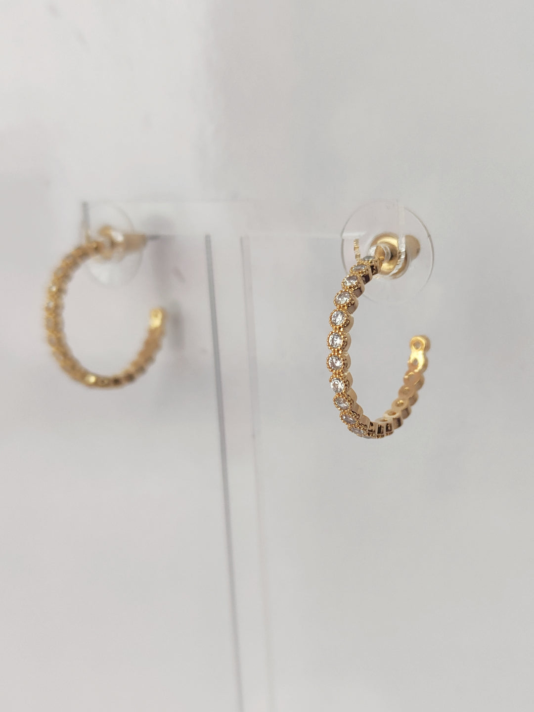 Gold Small Hoop Earrings 3544