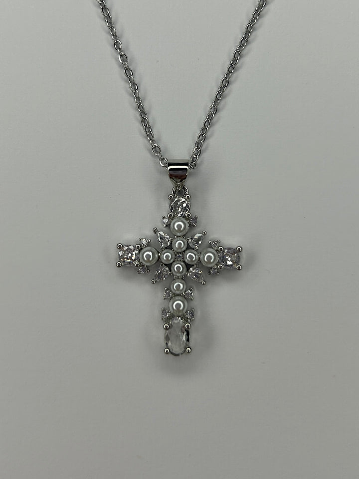 Delicate Silver Necklace With A Pearl/Diamante Encrusted Cross Pendant 8297