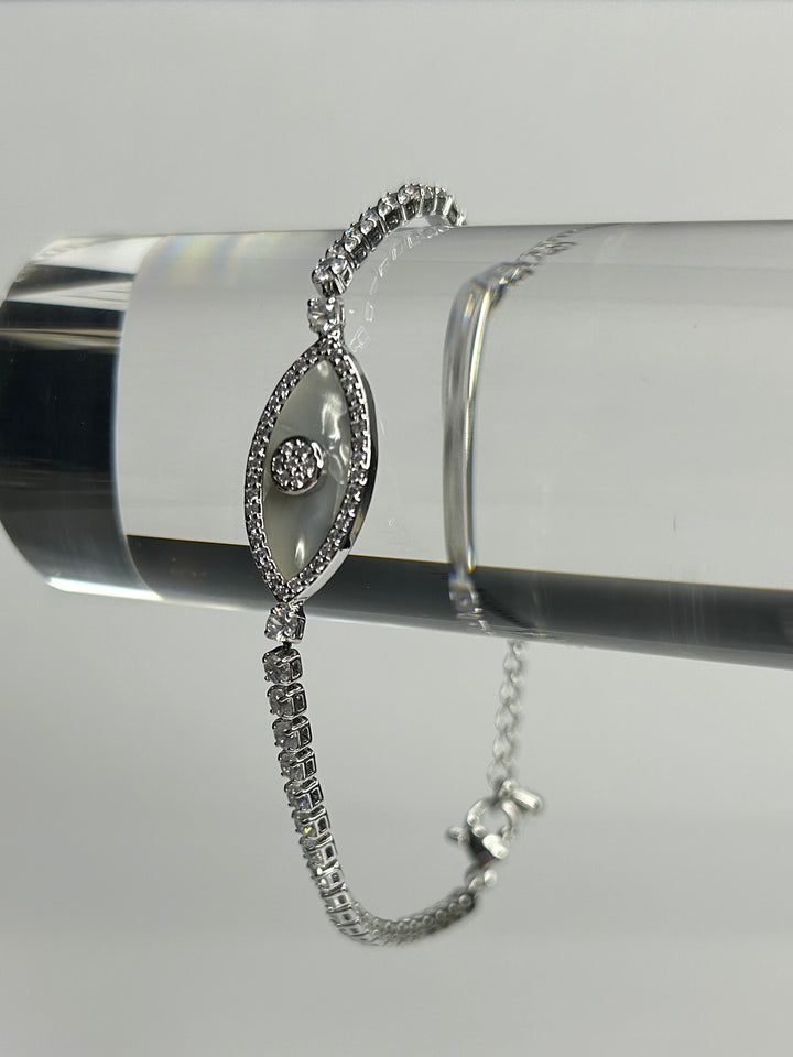 Silver Chain Bracelet With Pearl Effect Evil Eye Pendant 8319