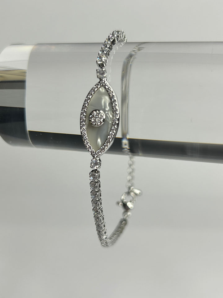 Silver Chain Bracelet With Pearl Effect Evil Eye Pendant 8319