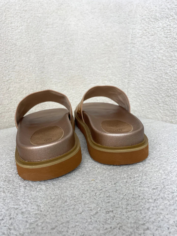 Chunky Sliders ( 2 colours )