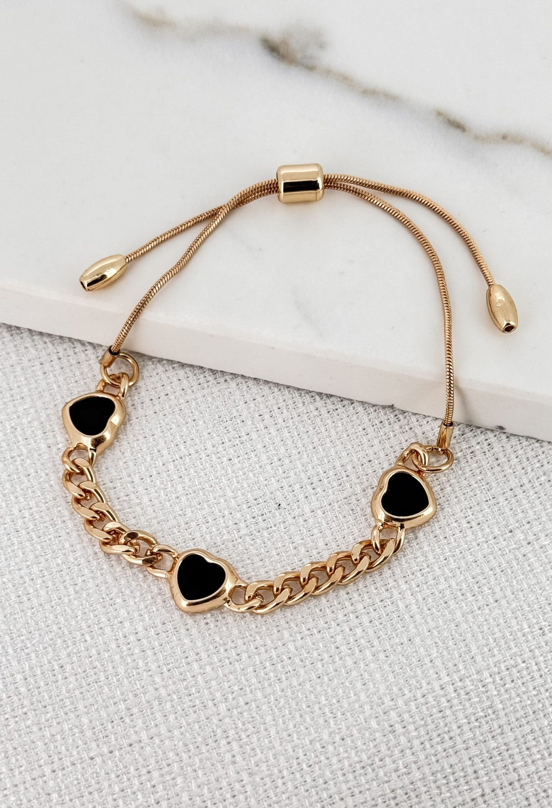 Gold Drawstring Chain Bracelet With Black Hearts 8802